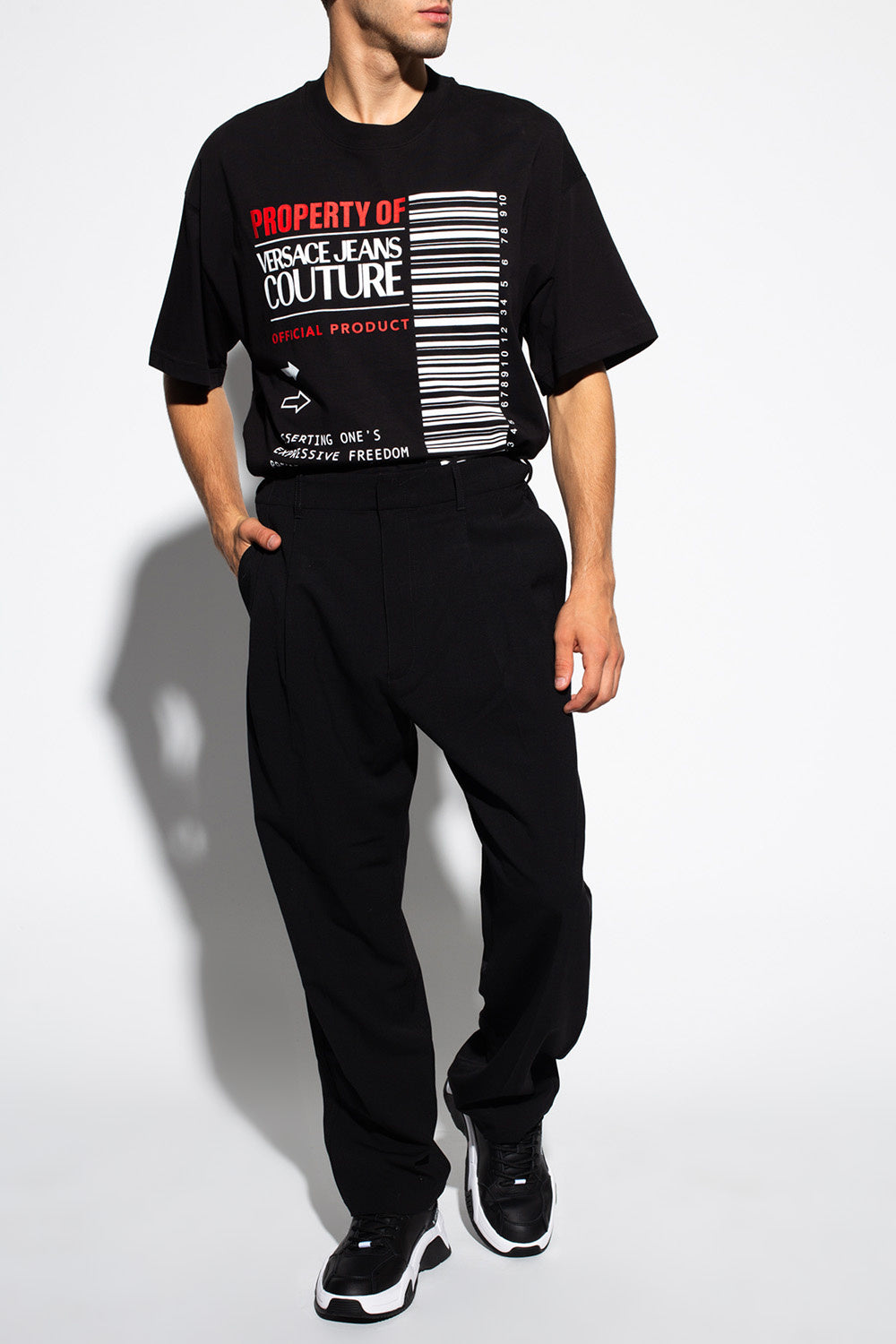 VERSACE JEANS COUTURE VERSACE JEANS COUTURE BLACK PRINTED T-SHIRT Veronique Luxury Collections