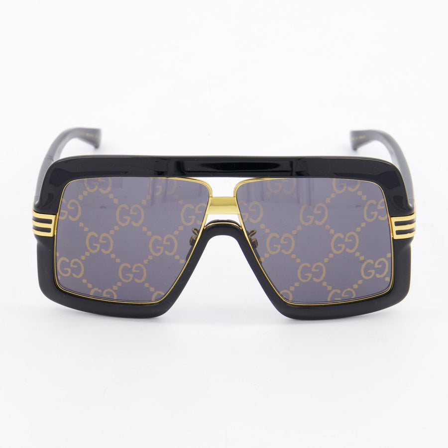 GUCCI  Black GG0900S Oversized Sunglasses Veronique Luxury Collections