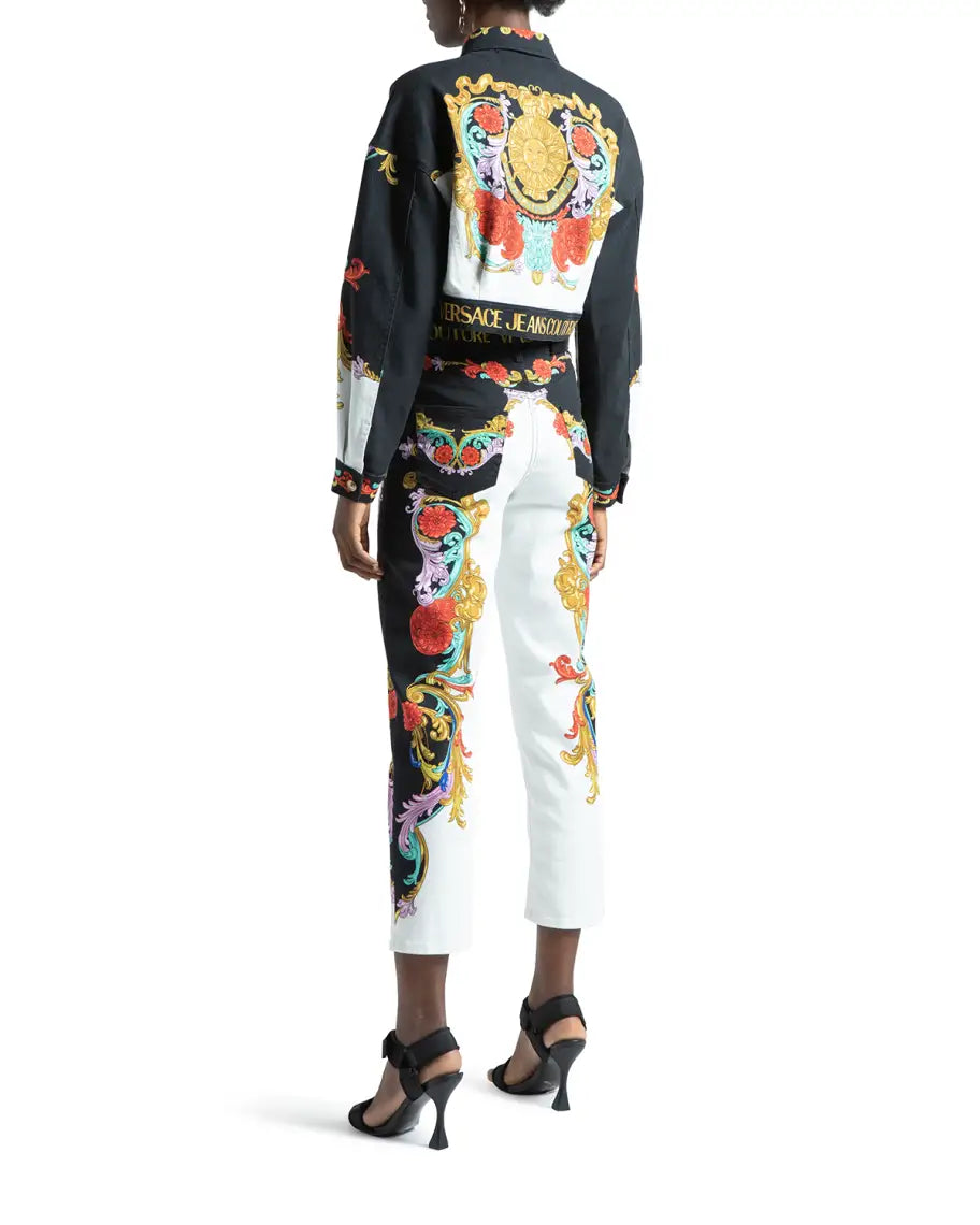 VERSACE JEANS COUTURE
Sun Flower Garland Print Denim Jacket In White Veronique Luxury Collections