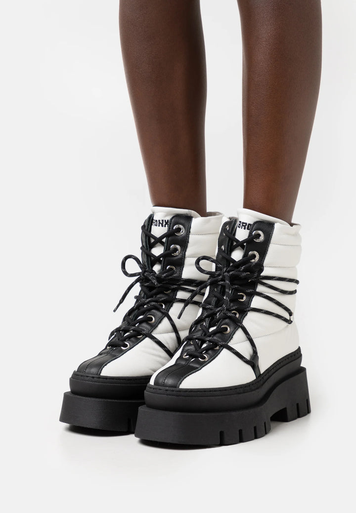 BRONX Leather lace up boots Veronique Luxury Collections
